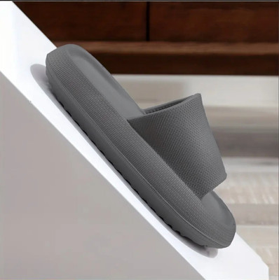 SKV Men Flip Flops(Grey , 10)