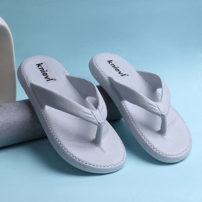 KNIEVL Men Flip Flops(Grey , 8)