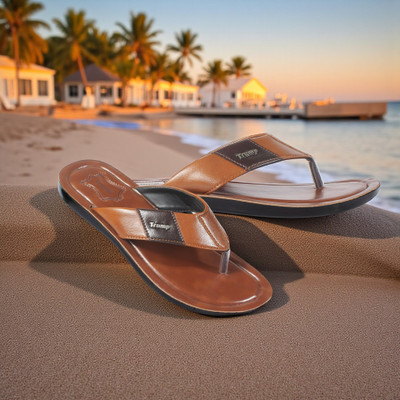 TRUMP Men Slippers(Tan , 10)