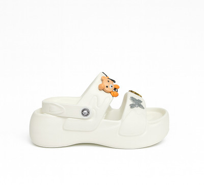 FOAMTEK Women Slides(White , 8)