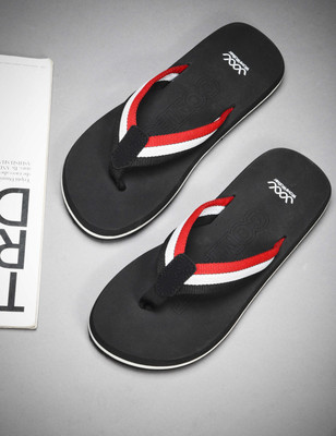 Wave Walker Men Flip Flops(Black , 9)