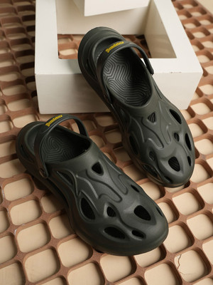 Roadster Men Flip Flops(Olive , 7)
