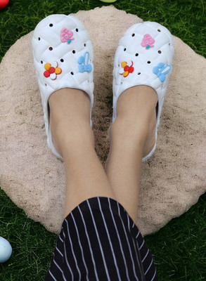 aadi Women Slippers(White , 5)