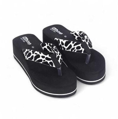 FEBSTEP Women Flip Flops(Black , 4)