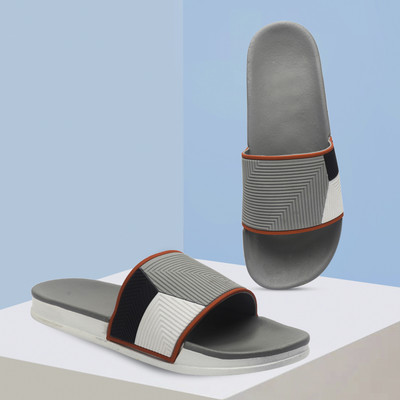 Mochites Men Slides(Grey , 7)