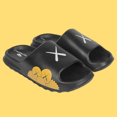 M7 By Metronaut Men Slides(Black , 6)