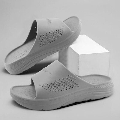 RED TAPE Men Slides(Grey , 10)