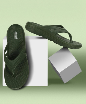 Paragon Men K3415G Flip Flops For Men | Easy Washable | Lightweight Slipper | Comfortable Slippers(Green , 8)