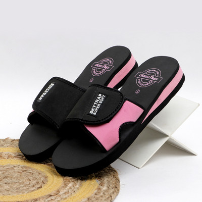 Bizwiz Women Flip Flops(Pink, Black , 4)