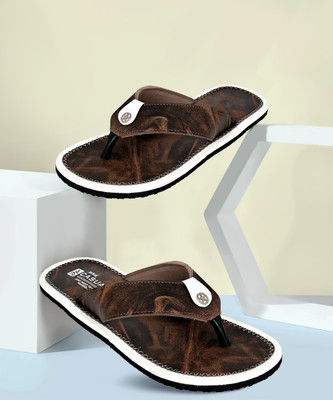 Altek Men Flip Flops(Brown , 9)