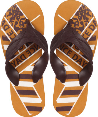 EXCELLION Men Slippers(Multicolor , 7)