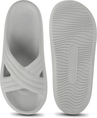 LNT FASHION Men Flip Flops(Grey , 7)