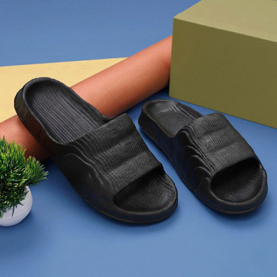 ERANC Men Slippers(Black , 9)
