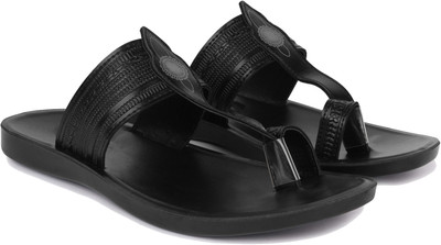 Pennen Men Sandals(Black , 6)