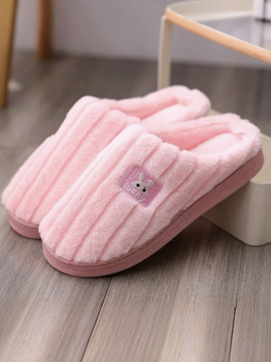 WOLVESDEN Women Slippers(Pink , 4)