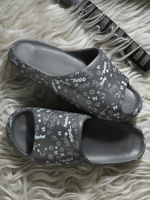 Afrojack Men Slides(Grey , 6)