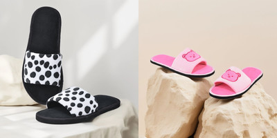 Y key Women Flip Flops(Black, Pink , 4)