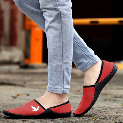 WEAPON Men Flats(Red , 7)