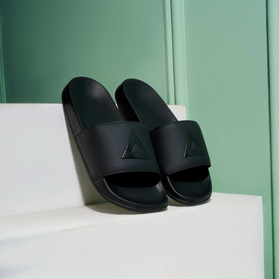 ARVAN Men Slides(Black , 6)