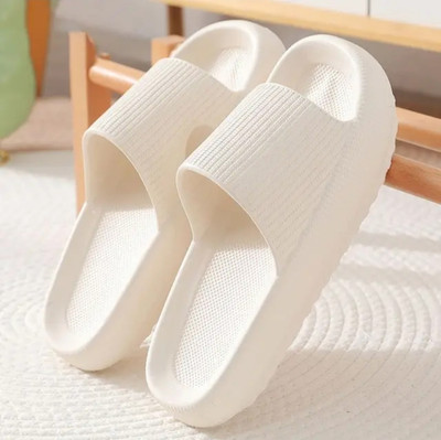 Dee Rook Men Slides(White , 10)