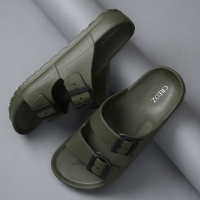 Free Kicks Men Slides(Green , 8)