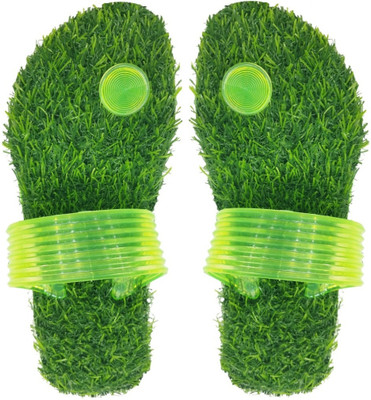 MAXOUT Men Flip Flops(Green , 5)