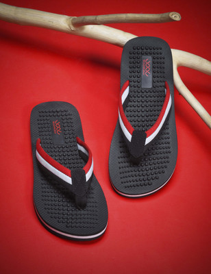 Wave Walker Men Flip Flops(Black , 9)