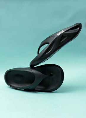 TOE CANDY Men Flip Flops(Black , 6)