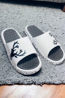 Fabbmate Men Slides(White , 9)