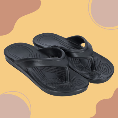 Radhira Men Slippers(Black , 7)
