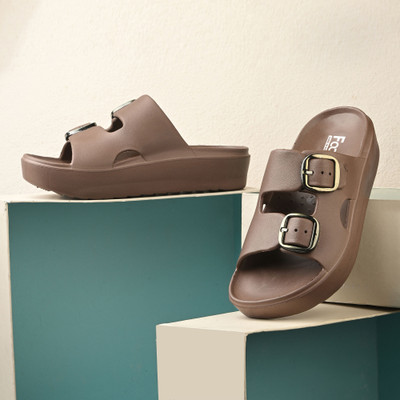 Footup Women Slides(Multicolor , 6)