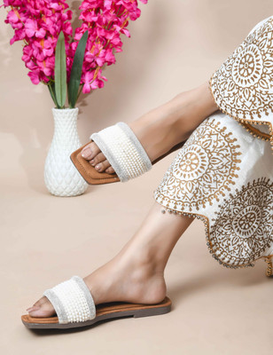 PEEK Women Flats(White , 5)