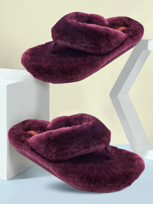 WOLVESDEN Women Flip Flops(Maroon , 8)