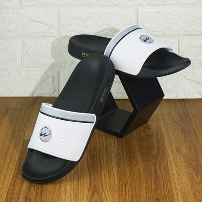 CAMPUS Men Slides(White , 9)
