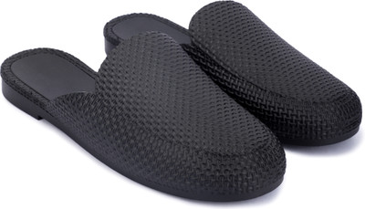 LNT FASHION Men Flip Flops(Black , 4)