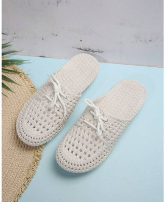 LNT FASHION Men Flip Flops(White , 5)