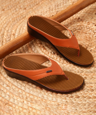 LIBERTY Women D1-50 Flip Flops(Tan , 4)