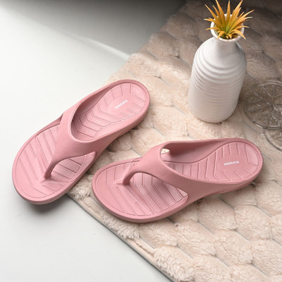slipover Women Flip Flops(Pink , 4)