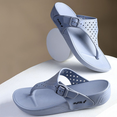 FLITE Women Slippers(Grey , 6)