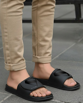 BEWAKOOF Men Slides(Black , 7)