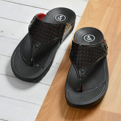 Smoothlite Women Regular Wear EVA Slipper with PU upper & Anti-skid Backing, Comfortable, Stylish Slippers(Black , 6)