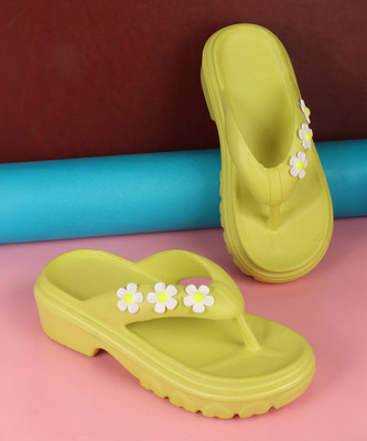 Alishtezia Women Flip Flops(Green , 8)