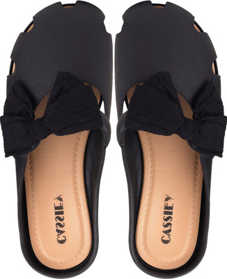 Cassiey Women Slides(Black , 5)
