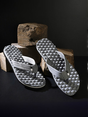 DOCTOR EXTRA SOFT Women House Slipper Ortho Care Dr Orthopaedic Diabetic Comfortable Bubble Wrap Flip Flops(Grey , 6)
