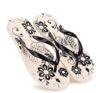 DAITONA Women Flip Flops(Black , 8)