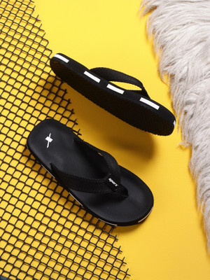 Sparx Men Flip Flops(Black, White , 6)