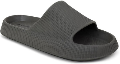 fooinQ Men Flip Flops(Black , 7)