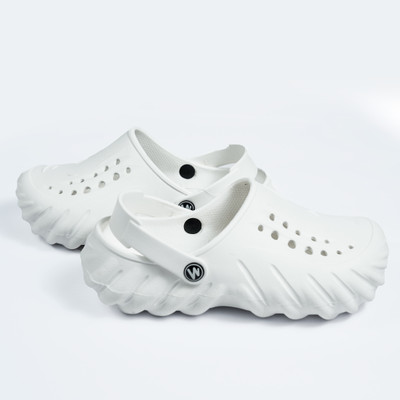 WAALK Men Flip Flops(White , 9)