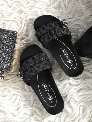 Fresh1947Feet Women Slides(Black , 8)