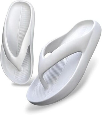 Traqon Men Slippers(White , 7)